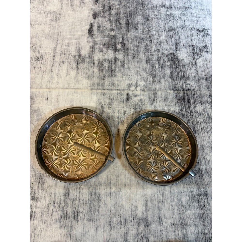 Vintage Bakerex R2009K-9IN Round Cake Pans with Rotating Release Arm Set of 2